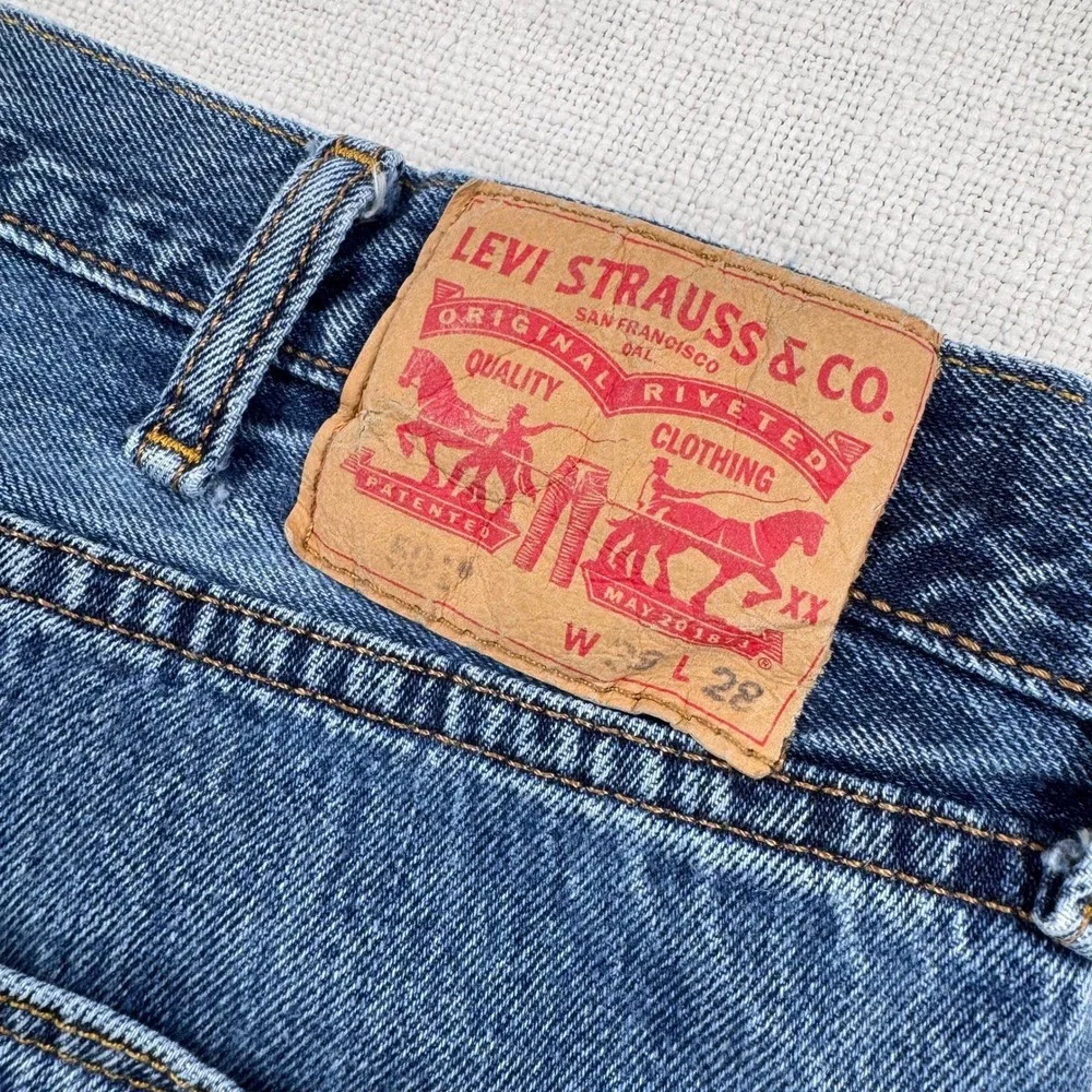 Levis 501 Original Fit Mens 38x28 Blue Denim Straight Leg Button Fly Jeans